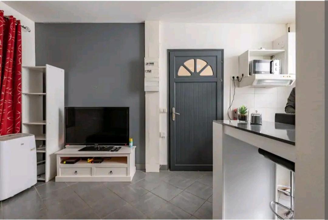 Apartament Studio Montelimar Cosy, Calme, Netflix +Wifi Zewnętrze zdjęcie
